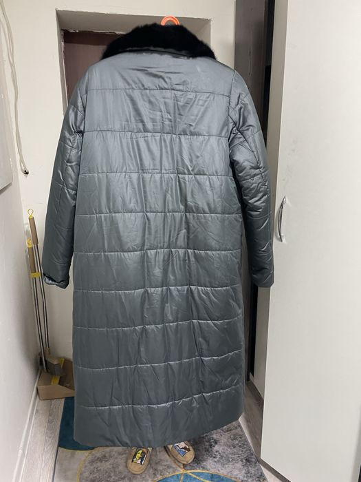 Продам зимние куртки.