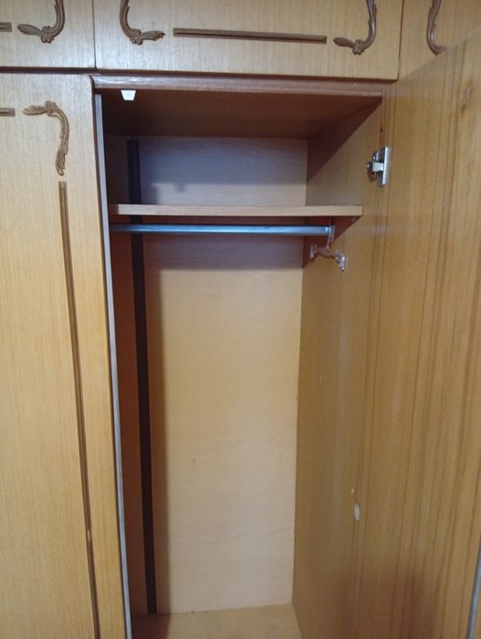 4-крилен гардероб ПДЧ, в. 2.45м/ шир. 2 м , ПОДАРЪК спалня с ракла, нощни шкафчета