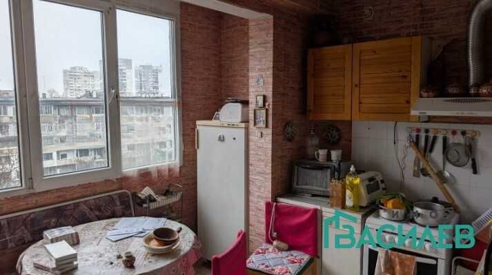 Продава се Двустаен апартамент в София, Център - 60 кв.м за 1530 €/кв.м - Снимка #2