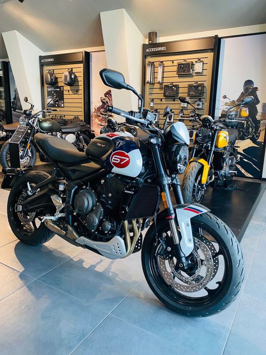 Triumph Trident 660 Tribute Edition