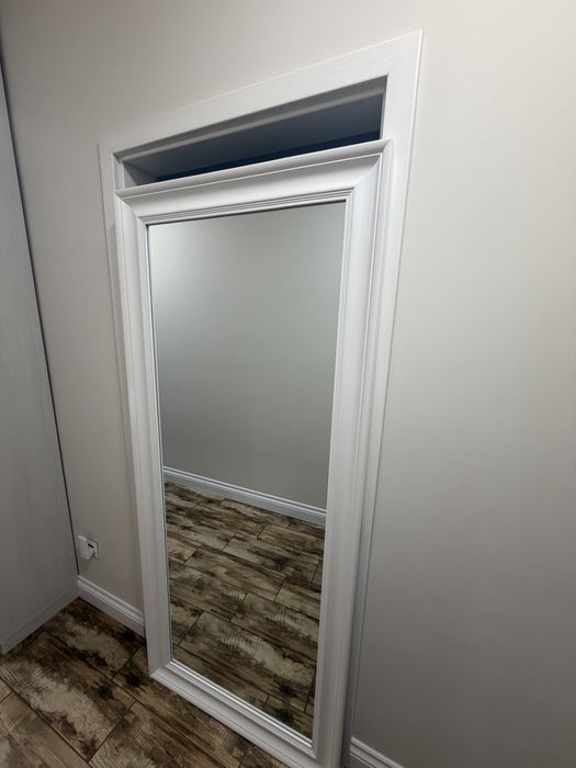 Огледало за стена