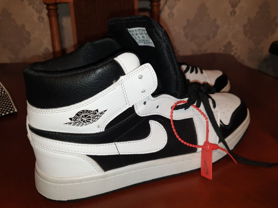 Кроссовки 45 размер