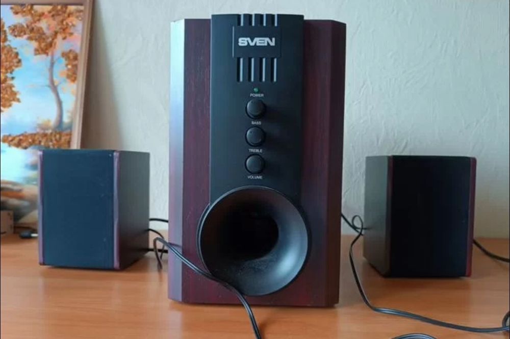 Продам колонки в хорошом состоянии