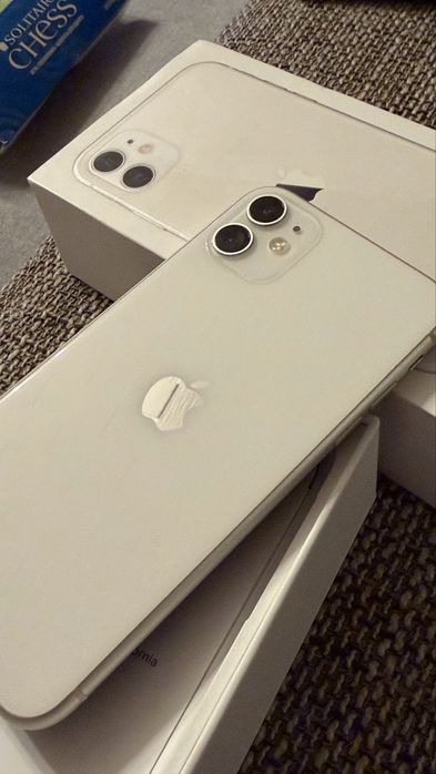 Продам Iphone 11