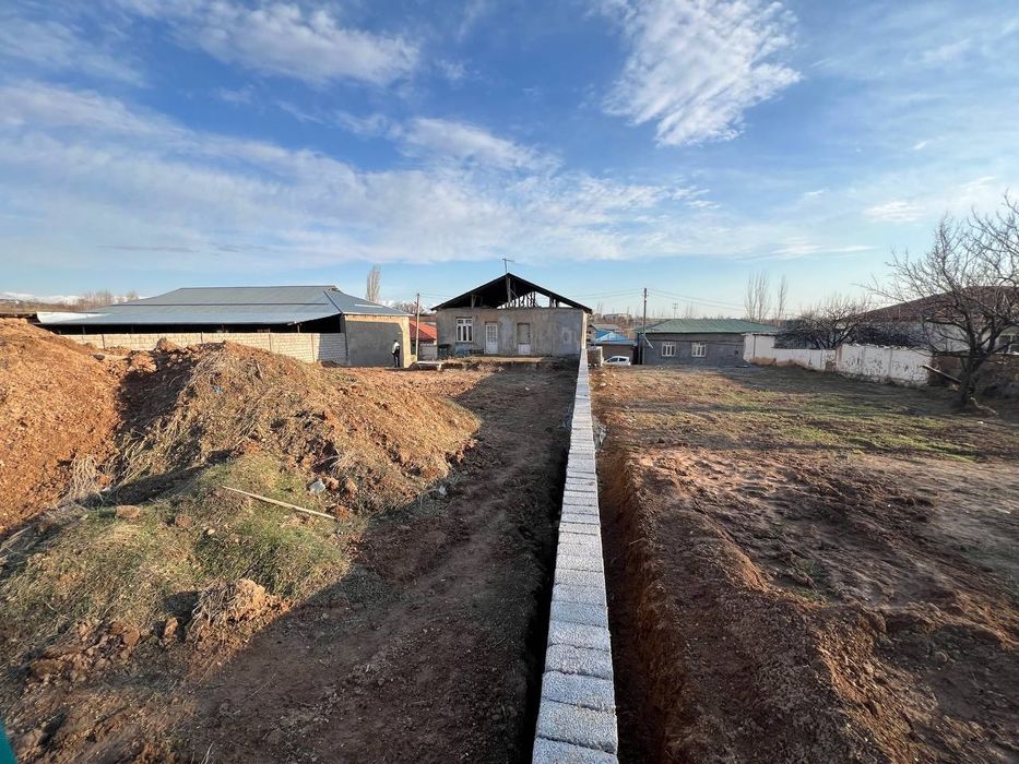 Yer uchaska  Qibray krupski shafof mahalla