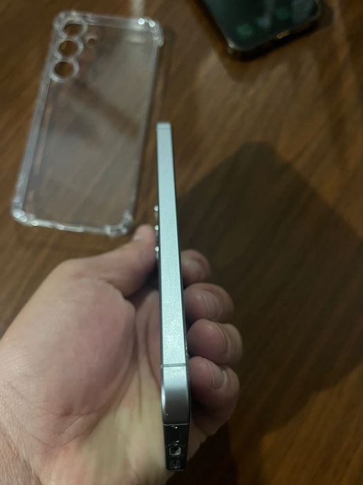 Самсунг s25 256g