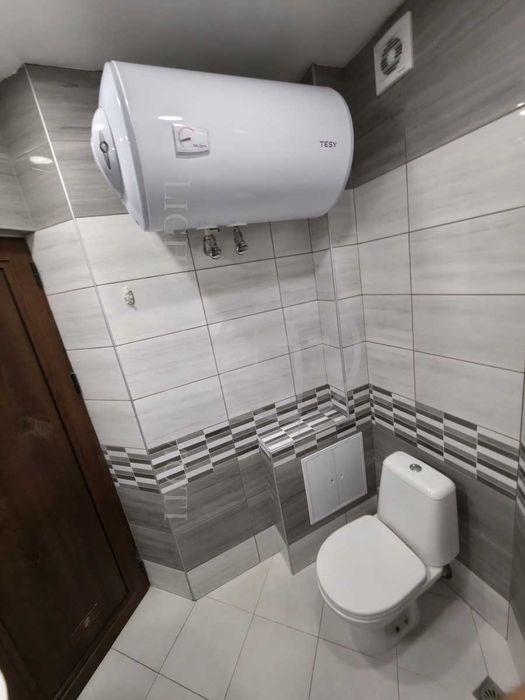 Продава се Тристаен апартамент в Пловдив, Каменица 2 - 90 кв.м за 1889 €/кв.м - Снимка #16