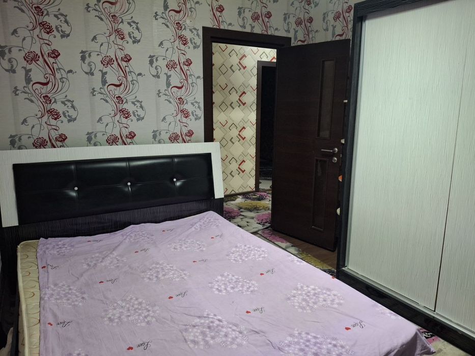 3 xonali kvartira sotiladi