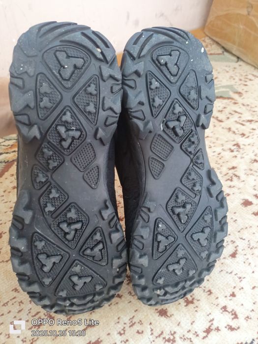 Зимние кроссовки