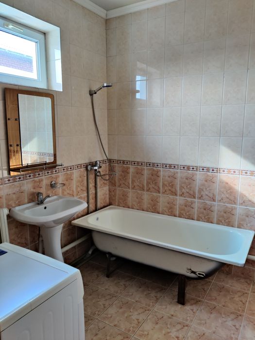 Жер үй "Саяхат" районда сатылады