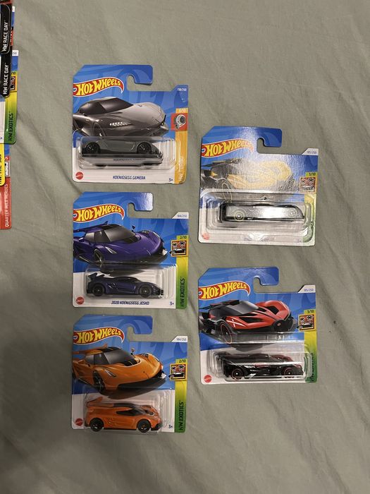 Hot wheels колички