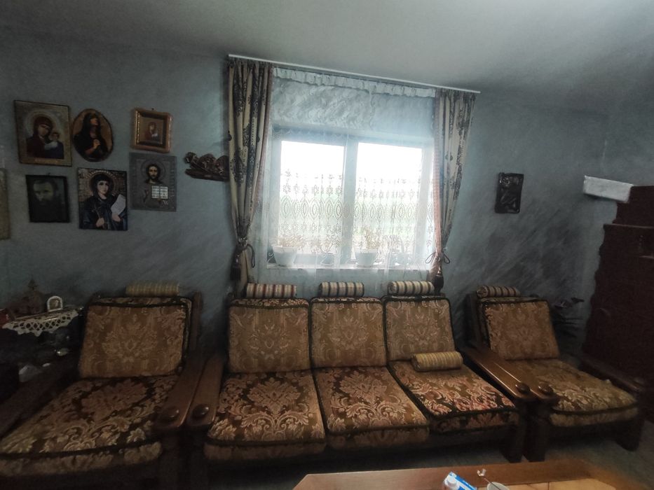 Văd set canapea cu fotolii