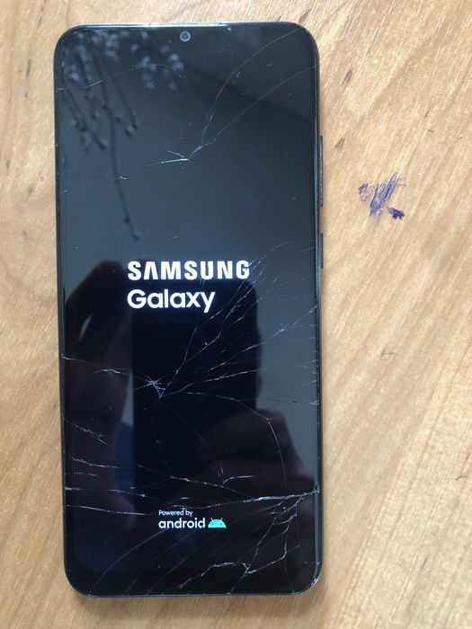 Продам самсунг а04е