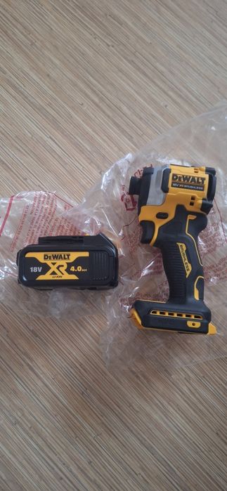 Dewalt импакт 18v.