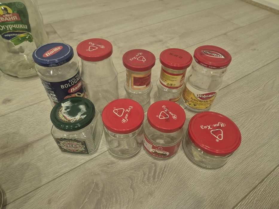 Банки стекло 0,7 л, 2 л, 3л