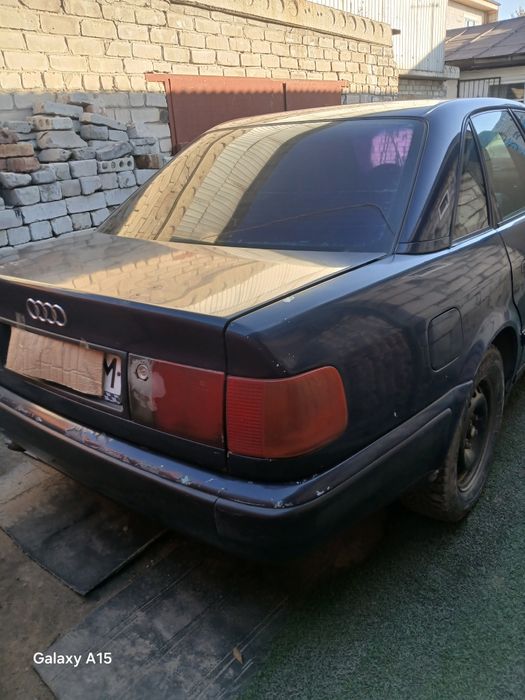 Продам Ауди100 С4