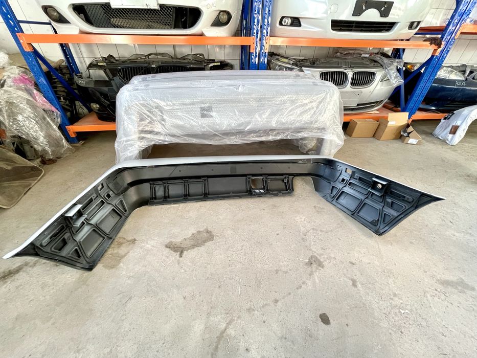 Задний бампер новый на BMW E34 БМВ Е34