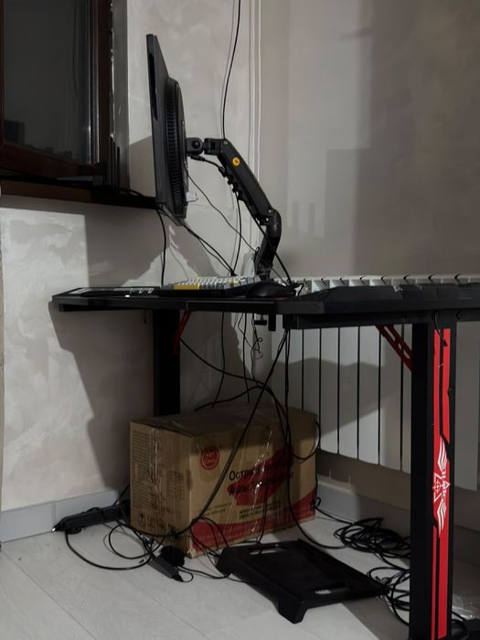 игровой компьютерный стол