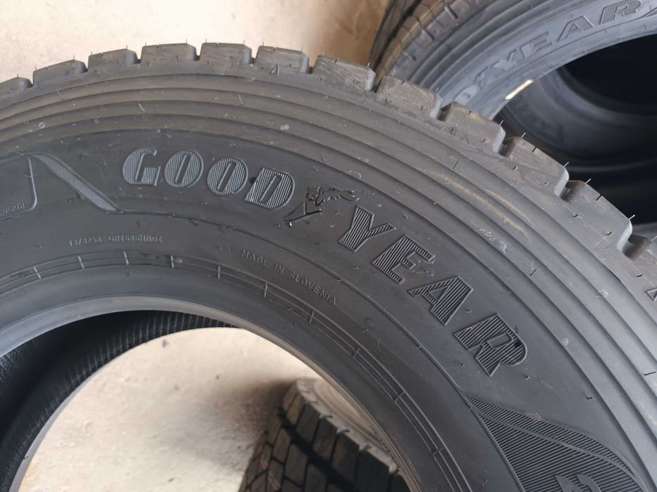 2 Нови гуми 265/70 R17.5 Goodyear KMax D 139/136M M+S  1050лв. С ДДС