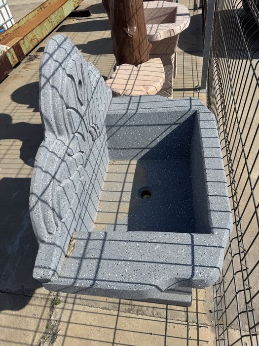 Бетонови мивки за двор