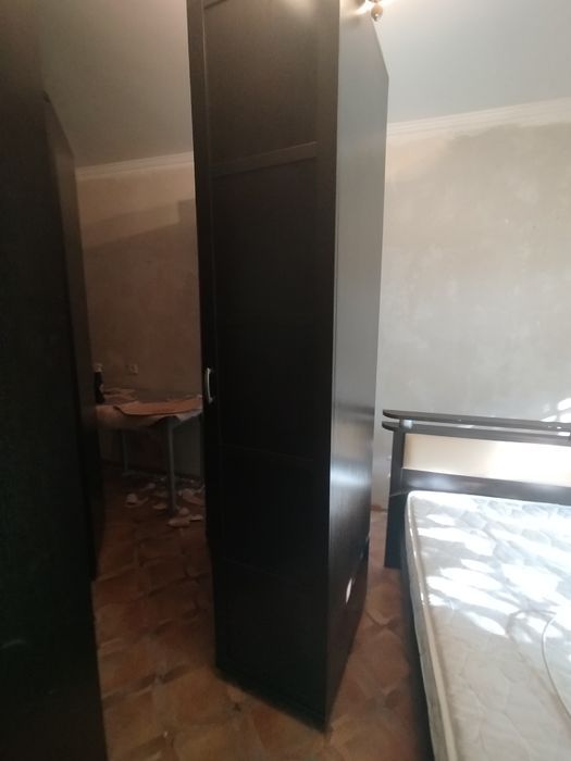 Продам угловой шкаф,