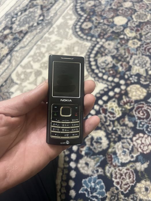 Nokia 6500 classik.
