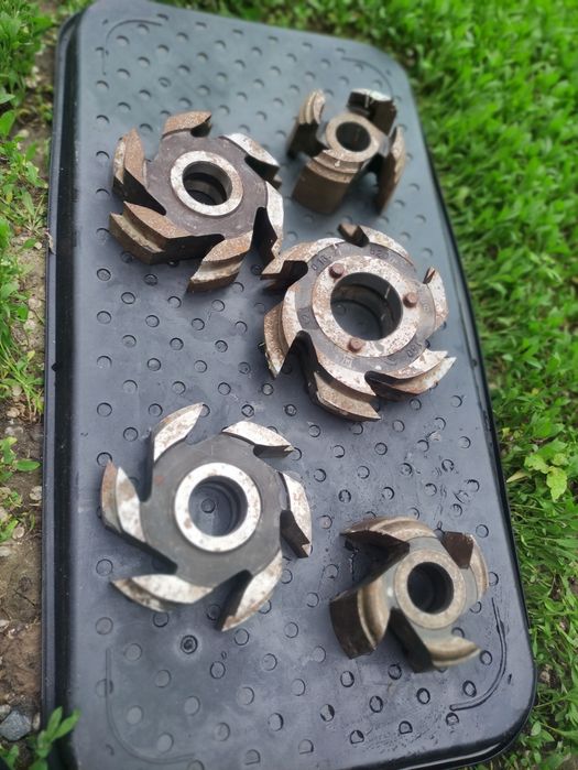 Продам фрезы и барабаны для станка