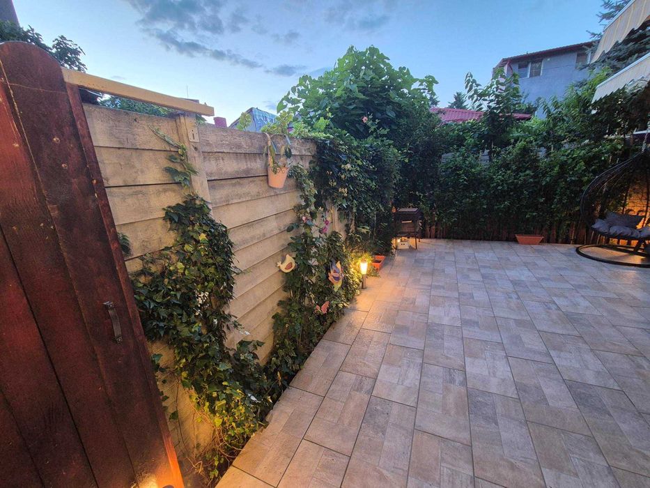 Apartament 2 camere + curte proprie Salaj, Rahova