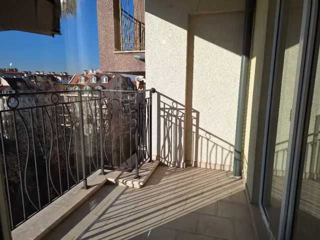 Дава се под наем Тристаен апартамент в София, Красно село - 98 кв.м за 714 € - Снимка #8