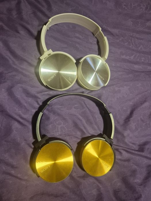 Наушники беспроводные Sony.