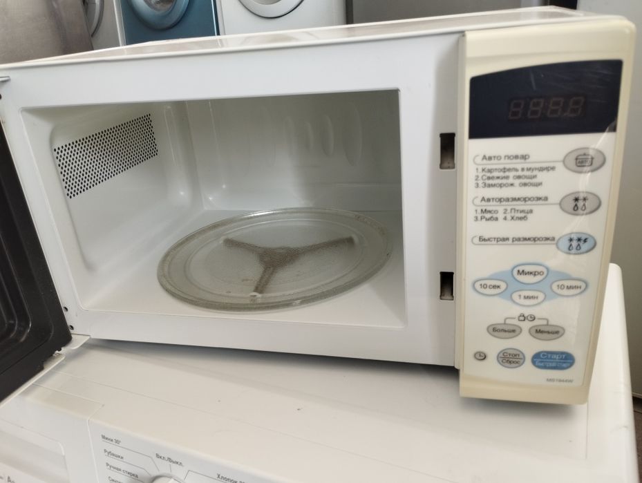 Микроволновка печь LG