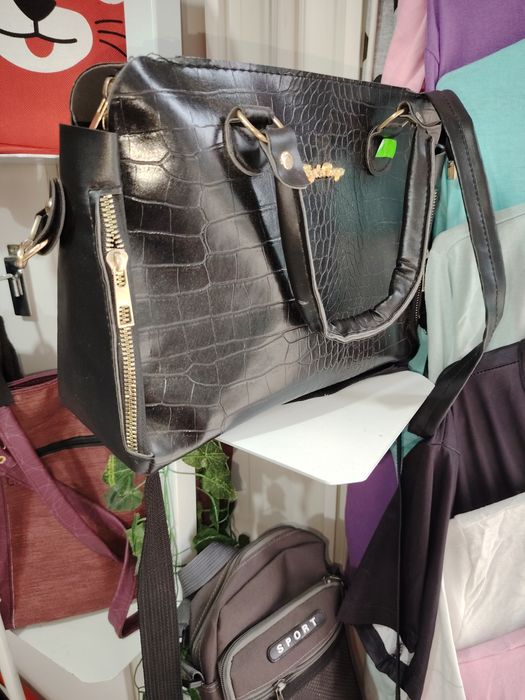 Дамска чанта - нова