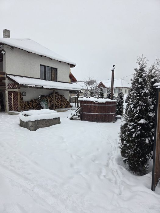 Cabana de închiriat