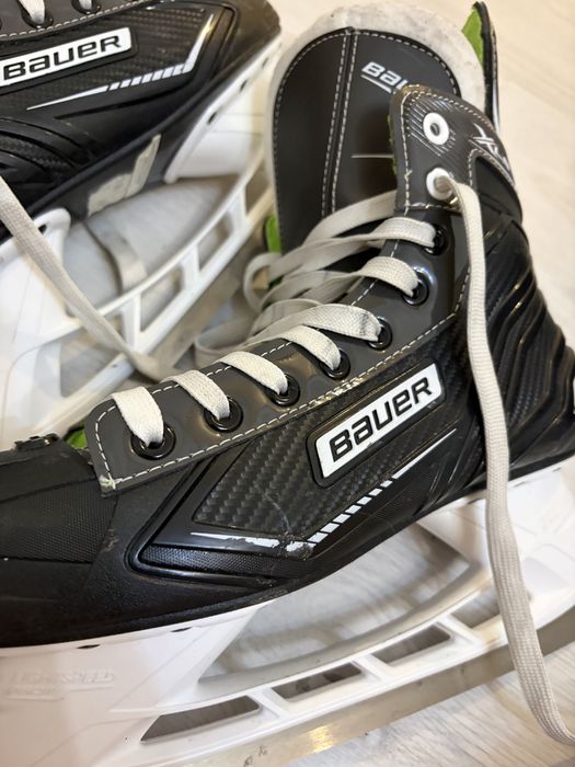 Коньки BAUER XLS 42 размер