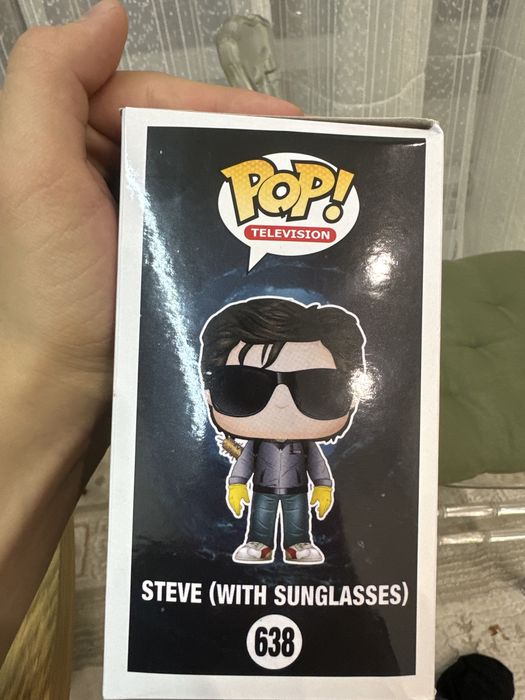 Очень странные дела Стив STRANGER THINGS Steve (With Sunglasses)