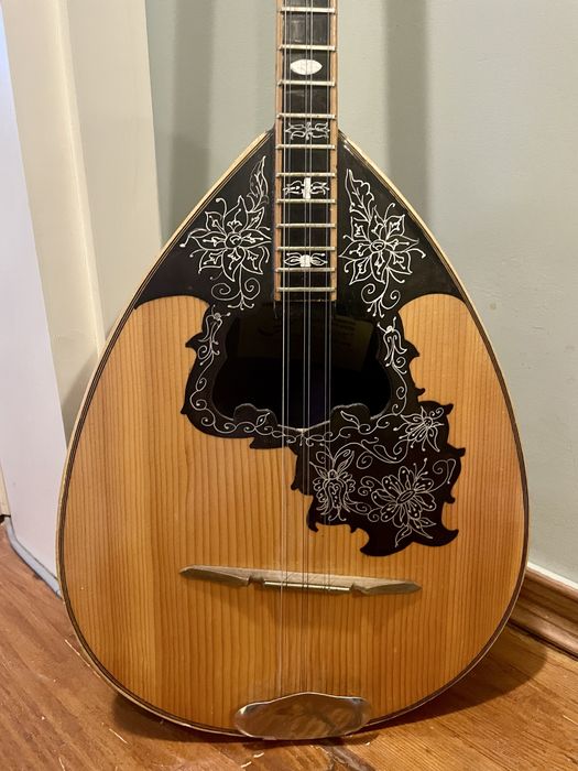 Гръцко бузуки - ръчно изработен