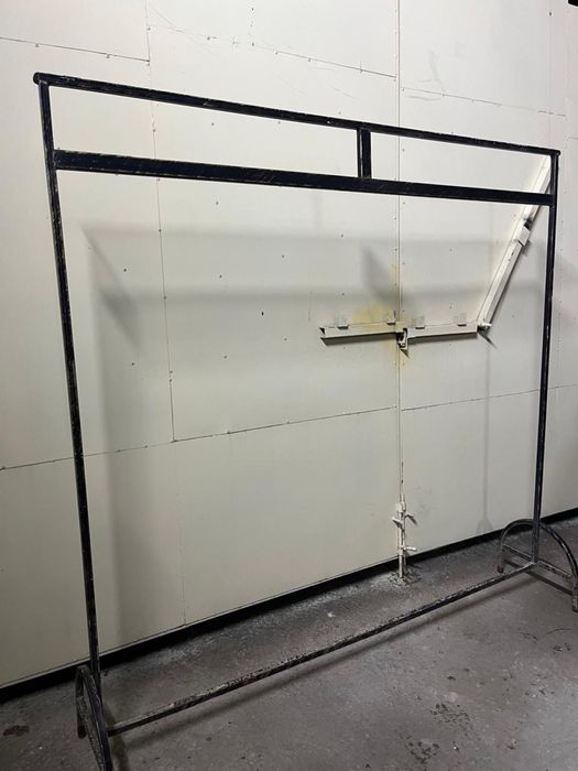 Стойа для одежды