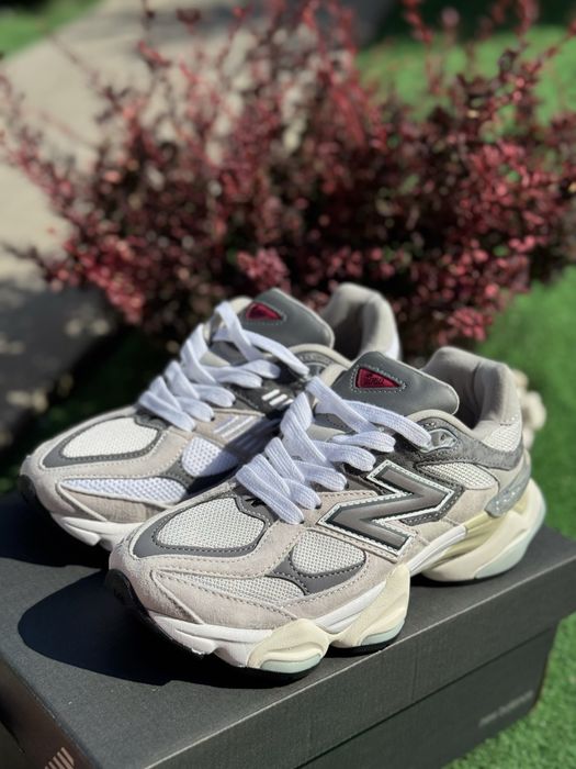 New balance 9060 gri/alb marimea 36 noi