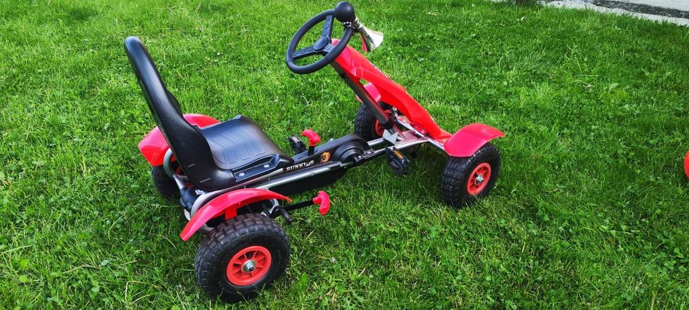 Vând cart cu roti de cauciuc  3 -6 ani