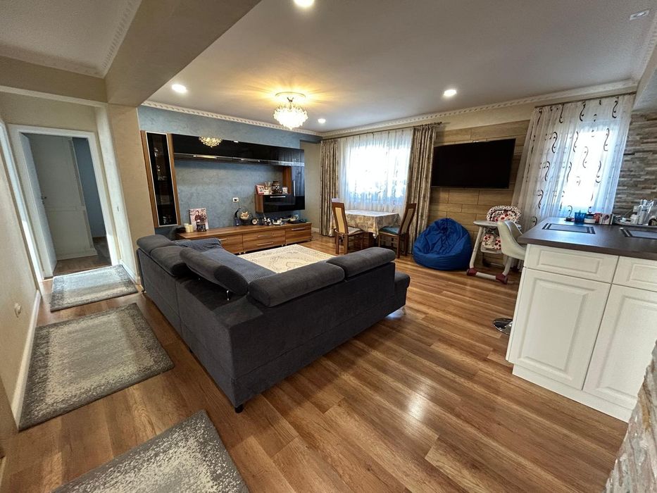 PF vand apartament 4 camere superfinisat si utilat