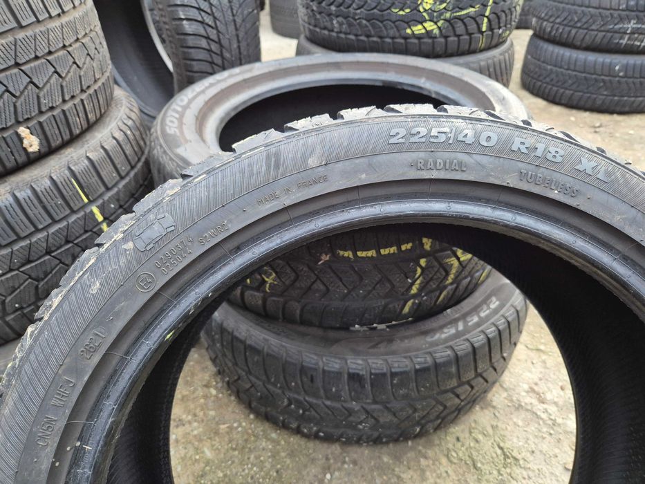 2 Anvelope de IARNA - 225/40/18 - PLATIN - Stare F BUNA DOT 2021 !