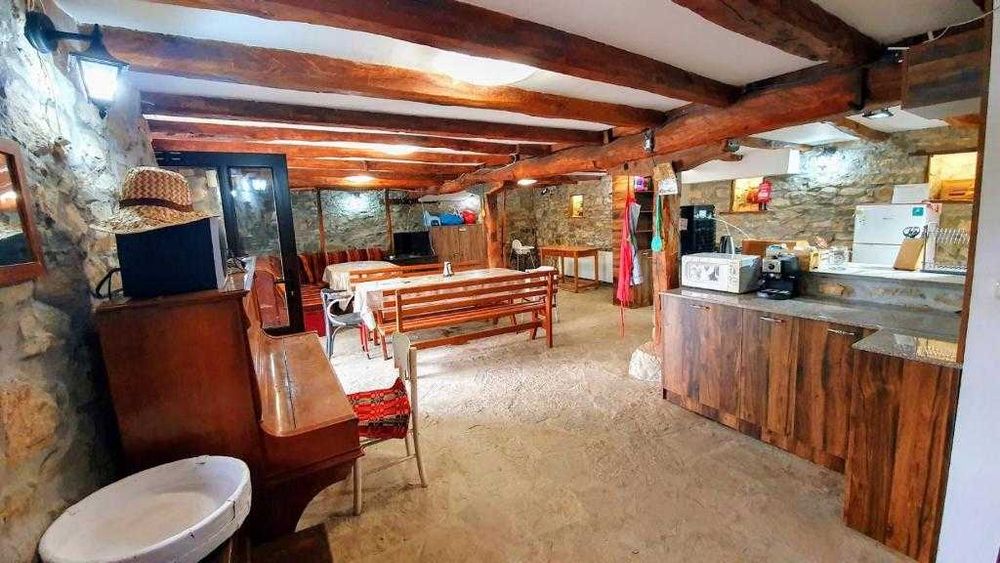 Продава се Къща в с. Буковец, Област Велико Търново - 180 кв.м за 1253 €/кв.м - Снимка #9