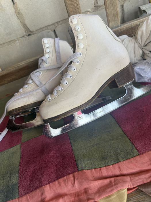Продам коньки профессиональный  б/у