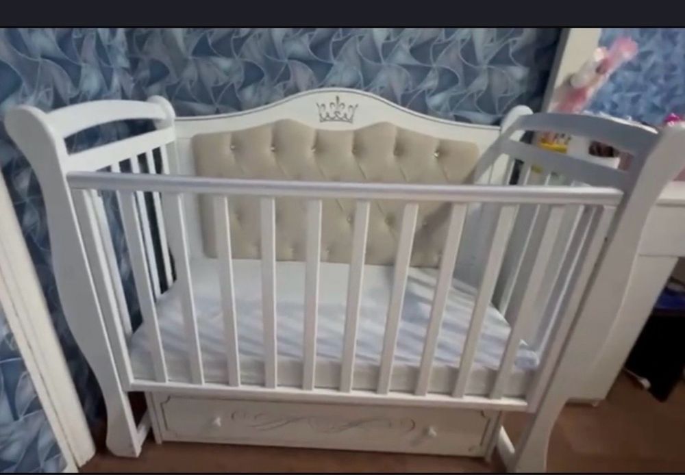 Продам кроватку