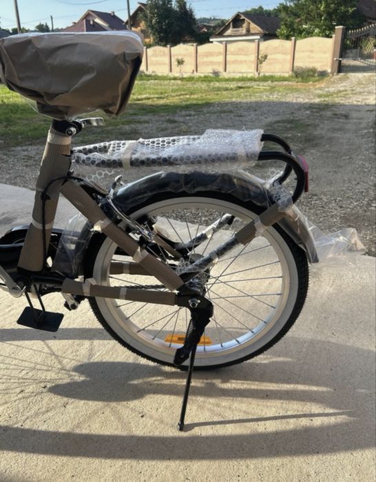 Bicicleta cu cos ,maro