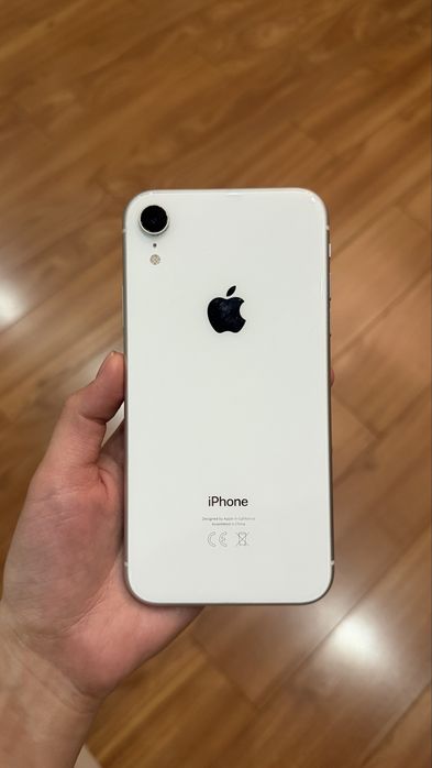 iPhone XR 128GB White