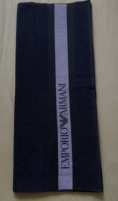 продавам маркови хавлиени кърпи EMPORIO  ARMANI