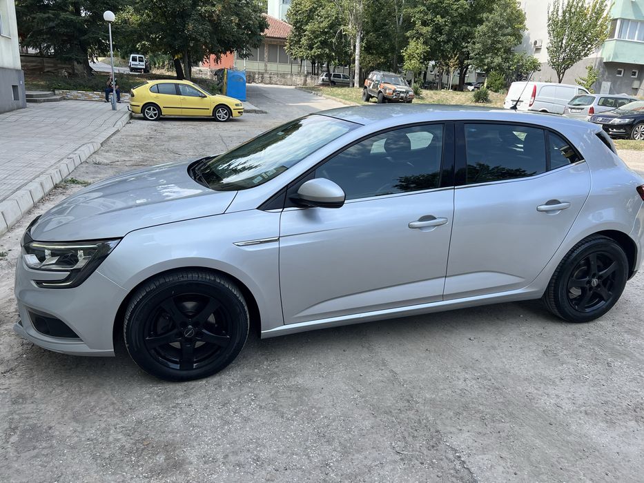 Рено меган 4  2016  1,2 TCI