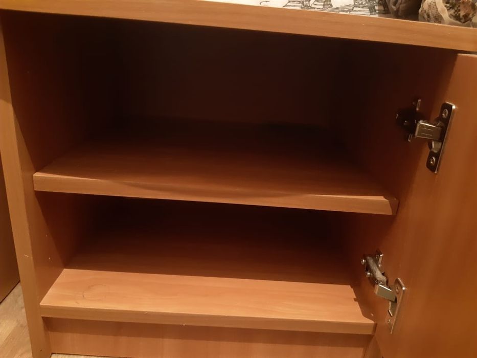 Продам 2 тумбочки по 7500