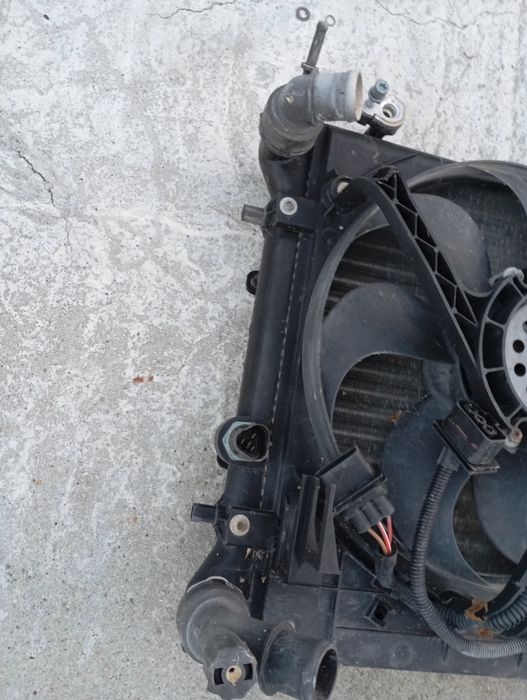 Воден и климатичен радиатор Seat Ibiza 6l 1.2i